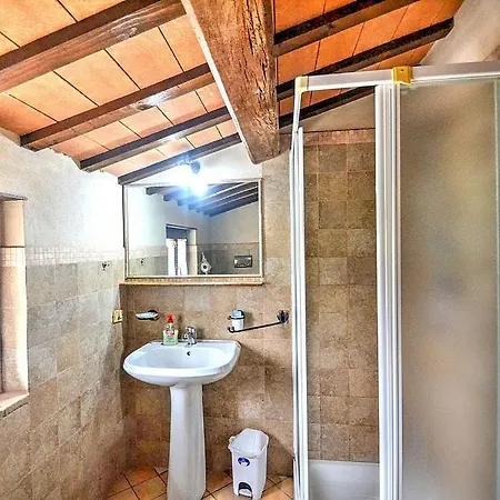 Zona Artigianale Callarella Sleeps 7 Pool Villa Sarnano