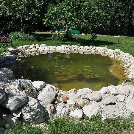 Zona Artigianale Callarella Sleeps 7 Pool *