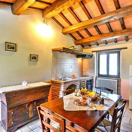 Villa Zona Artigianale Callarella Sleeps 7 Pool *