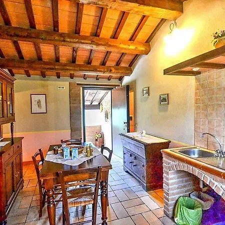 Zona Artigianale Callarella Sleeps 7 Pool *