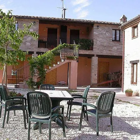 Zona Artigianale Callarella Sleeps 7 Pool Villa Sarnano