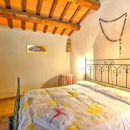 Zona Artigianale Callarella Sleeps 7 Pool Villa *